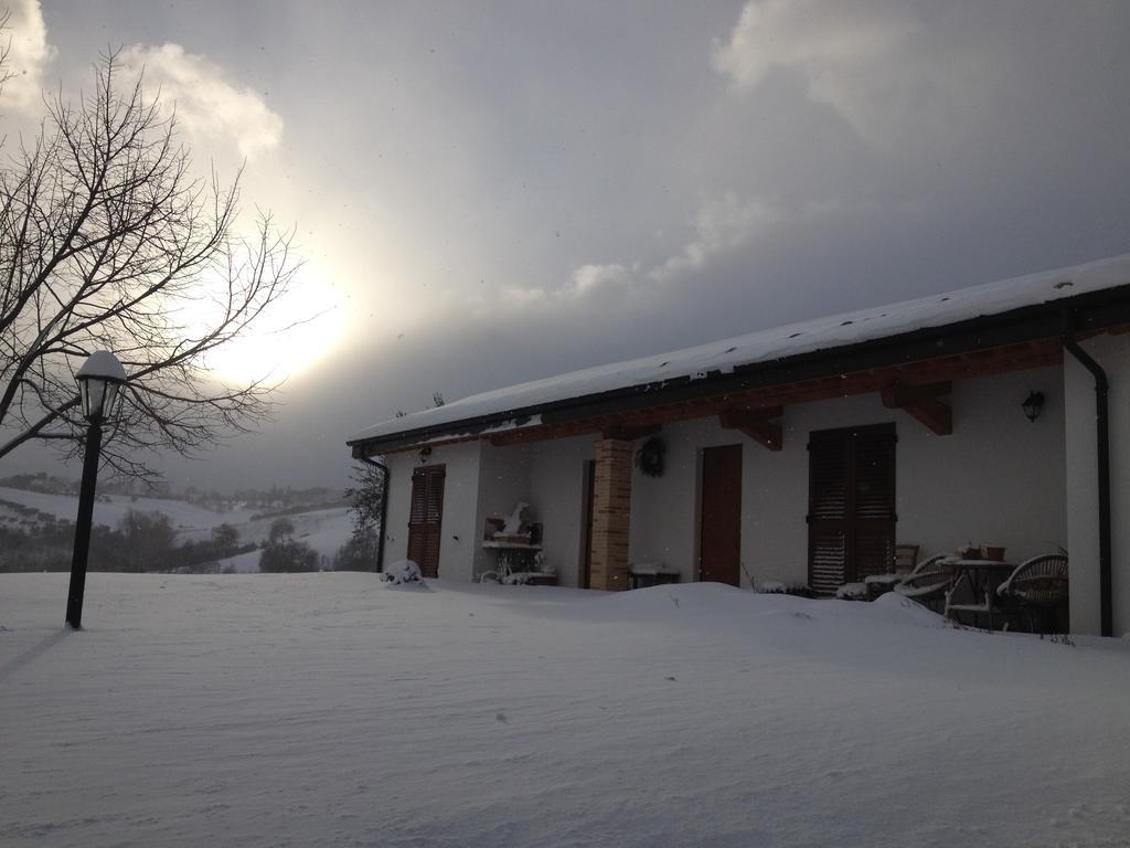 チヴィテッラ・カザノーヴァ Masseria Spadoneヴィラ エクステリア 写真